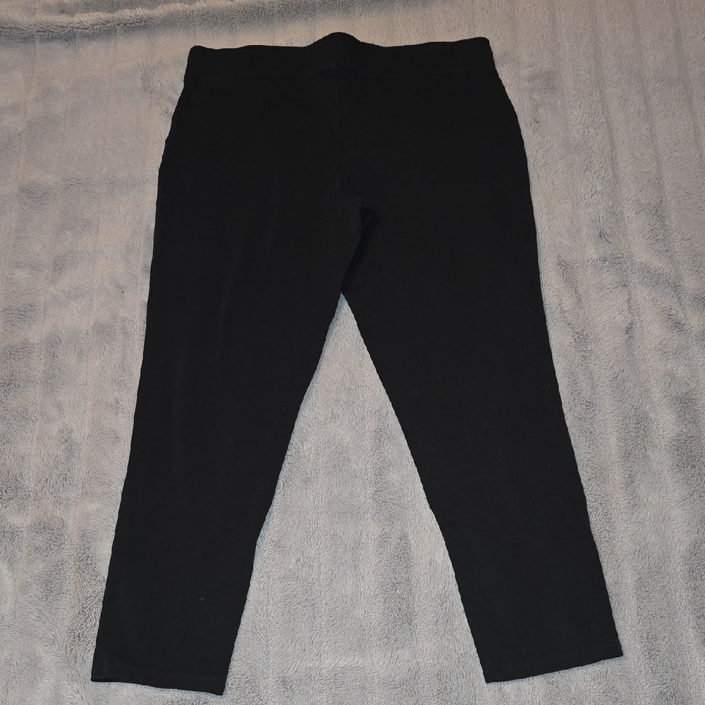 Express cropped Black Leggings size Medium - Picture 3 of 3